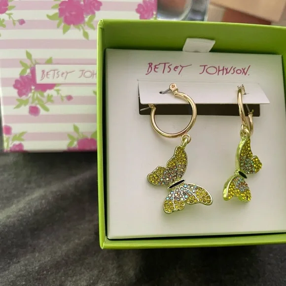 NWT Betsey Johnson All A Flutter Huggie Yellow Crystal Butterfly Earrings - Picture 2 of 6